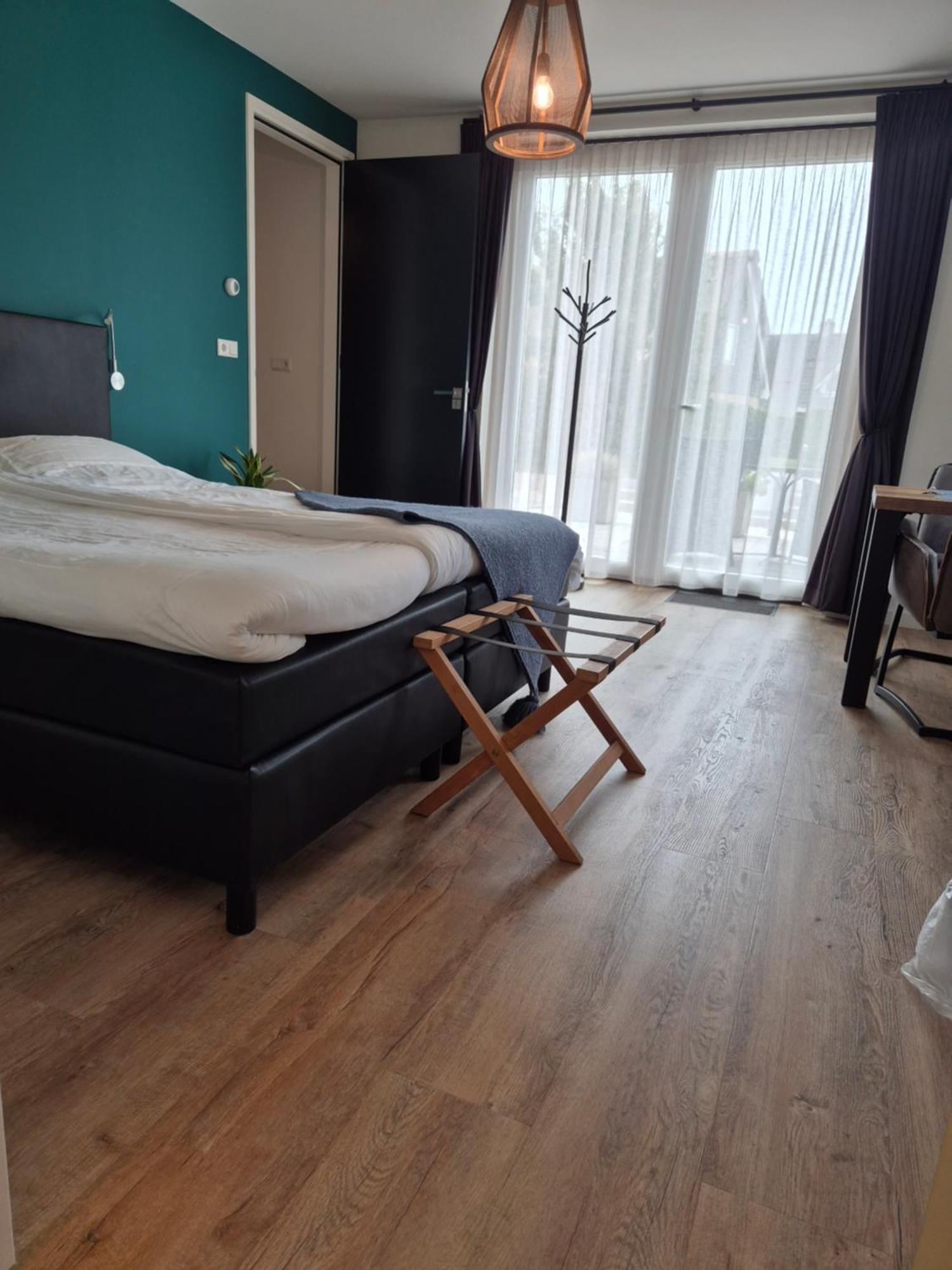 Bnb Westerduinen, De Bollekamer Bed & Breakfast De Koog  Exterior photo